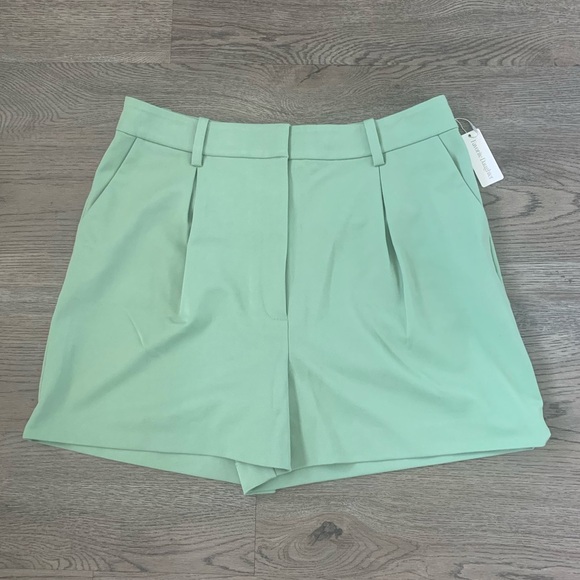 Favorite Daughter The Favorite High-Rise Wide-Leg Shorts - Size 14 - Basil - NWT - Picture 4 of 16